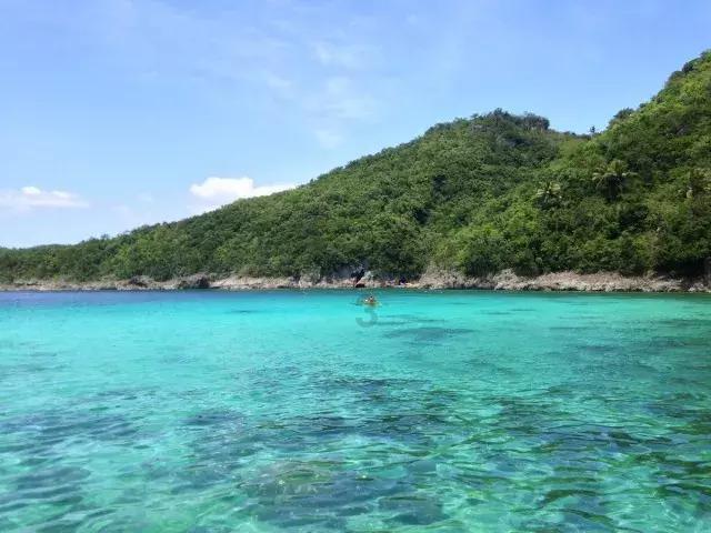 陈利众在讨论省政府工作报告时指出：为争做发展政协协商民主省域实践示范作出更多嘉兴探索和实践